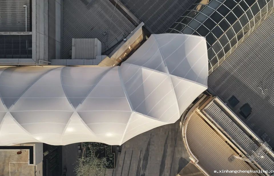 The Link创意走廊膜结构 深圳世界杯直播平台网站官网膜结构建筑走廊