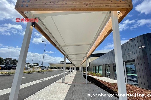 人行通道膜结构的设计与施工 人行通道膜结构的设计与施工