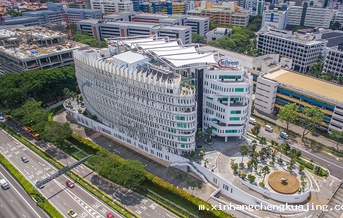 伸缩膜结构遮阳棚 伸缩膜结构遮阳棚