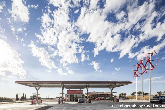 CEPSA旗舰加油站 世界杯直播平台网站官网加油站膜结构棚.jpg