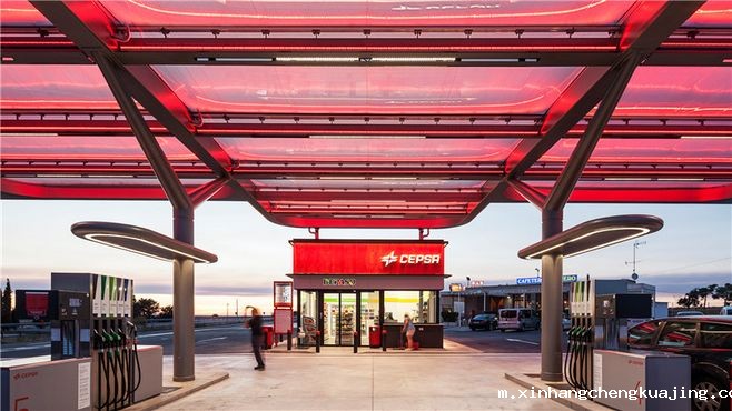 CEPSA旗舰加油站 世界杯直播平台网站官网加油站膜结构棚.jpg