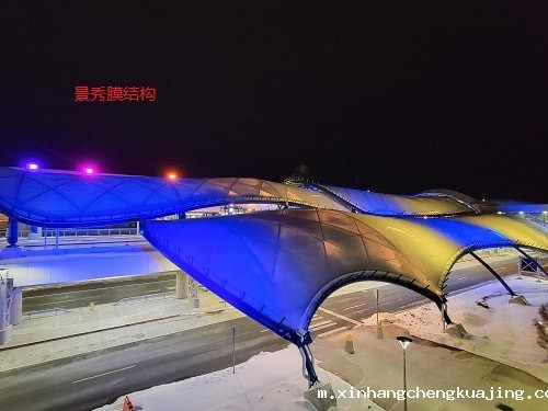 张拉膜雨棚 张拉膜雨棚