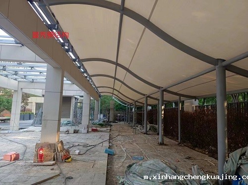 广东湛江港务局停车棚张拉膜 广东湛江港务局停车棚张拉膜