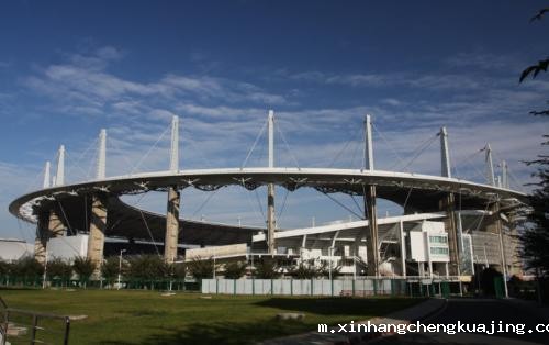 世界杯直播平台网站官网体育场看台膜结构.jpg