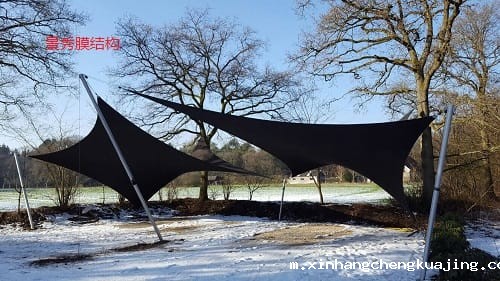 膜结构汽车停车棚