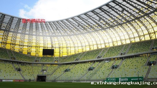 足球场观众顶棚