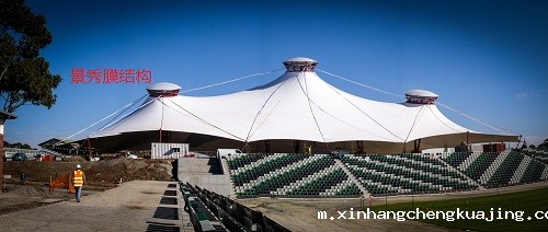 河北体育馆看台膜结构施工 