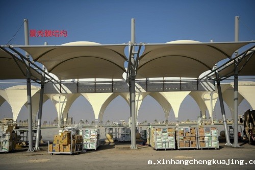 膜结构收费站顶棚安装步骤详解