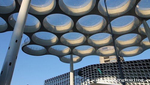 徐汇滨江膜结构天幕