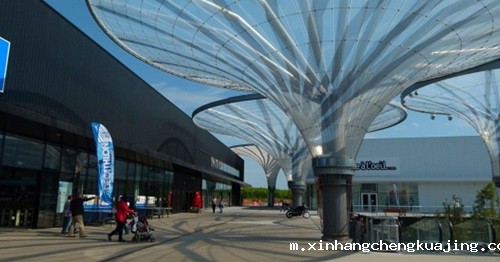 万达广场膜结构工程