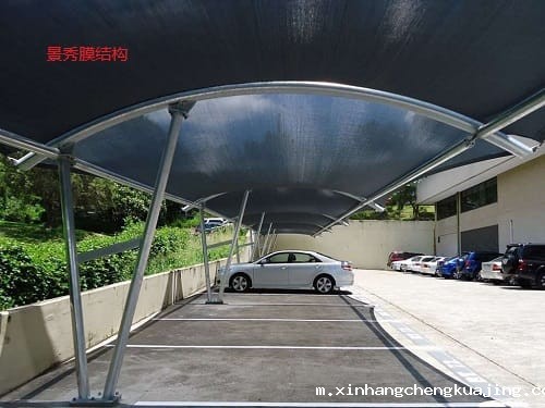 张拉膜车棚