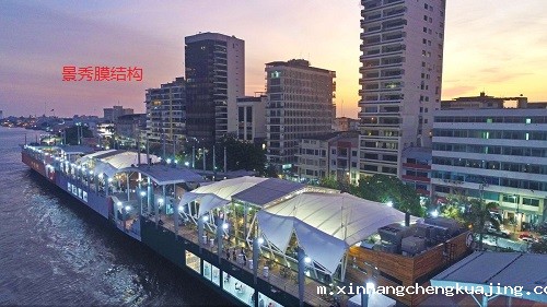 1708250198644803.jpg queguayaquil-MERCADO-DEL-RIO-2.jpg