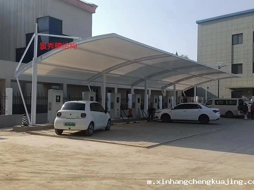 膜结构车棚在新疆能否适应极端天气？