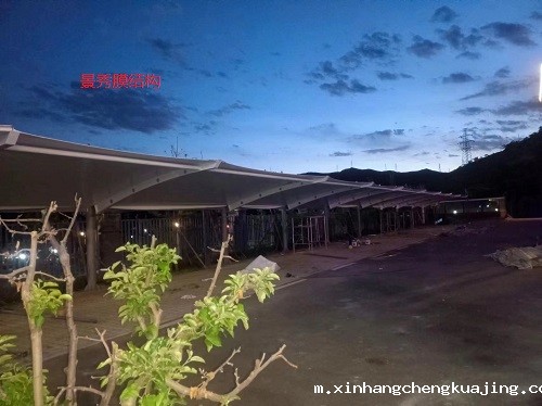 适合您的膜结构汽车棚厂家推荐