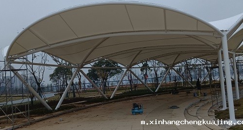 华南广场膜结构景观设计 华南广场膜结构景观设计