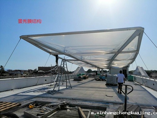 天桥单层ETFE膜结构
