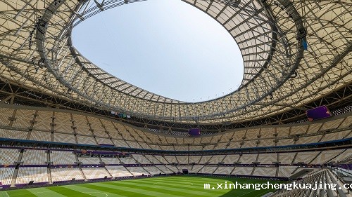 大型体育场看台膜结构